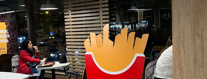 McDonald's is one of Chatarra... yesss.