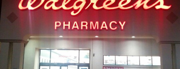 Walgreens is one of สถานที่ที่ Rachel ถูกใจ.