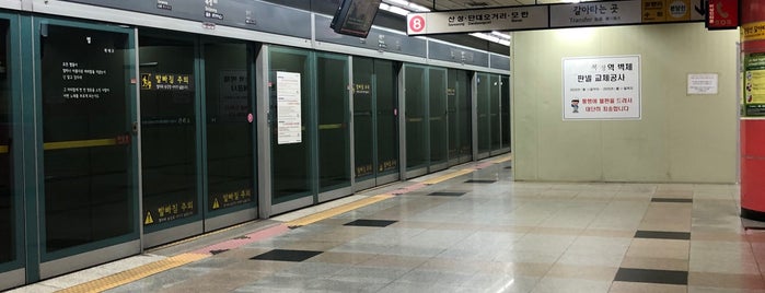 ポクチョン駅 is one of Subway Stations in Seoul(line5~9).