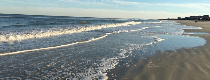 Beach is one of Lieux qui ont plu à Vic.