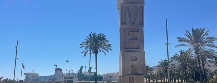 Almería is one of Capitales de provincia.