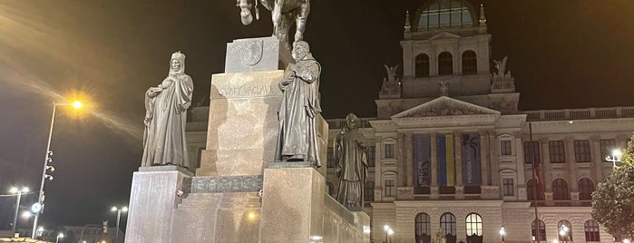 Saint Wenceslas Statue is one of Prag.