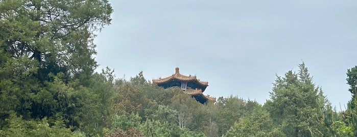 Wanchun Pavilion is one of Peking.