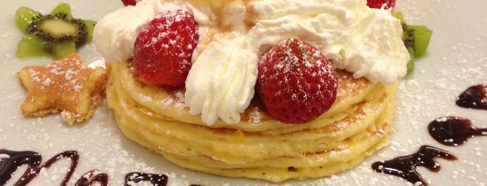 Pancake Cafe fulfill is one of Kimmieさんの保存済みスポット.