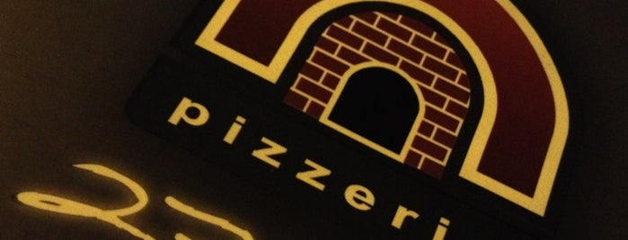 Napoli Pizzaria is one of Vinicius 님이 저장한 장소.