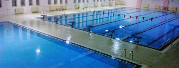 Yüzme Havuzu is one of Atakan'ın Beğendiği Mekanlar.