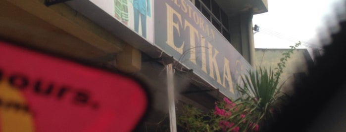 Etika Emas is one of Makan @ Melaka/N9/Johor #14.