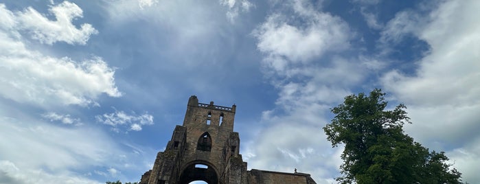 Jedburgh Abbey is one of Day trips from Newcastle.