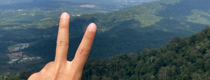 Puncak Gunung Datuk is one of Activities.