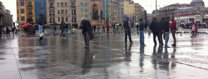 Taksim-Platz is one of Spend A Whole Saturday Like A Local in Istanbul.