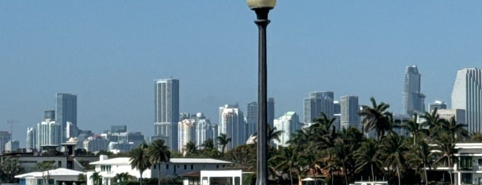 Venetian Causeway Open Drawbridge is one of Miami.