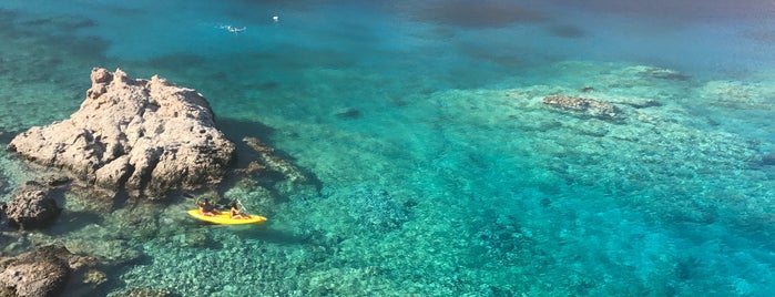 Loutro is one of Crète to do.