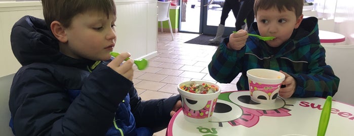 sweetFrog is one of Thomas’s Liked Places.