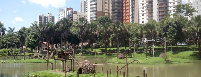 Parque Zoológico de Goiânia is one of Lugares que pretendo visitar.