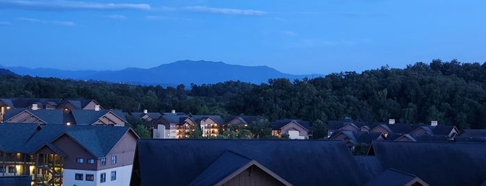 Wyndham Smoky Mountains is one of Favorites.