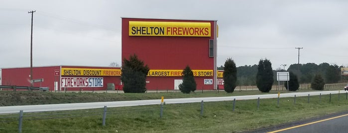 Shelton Fireworks is one of Andreaさんのお気に入りスポット.