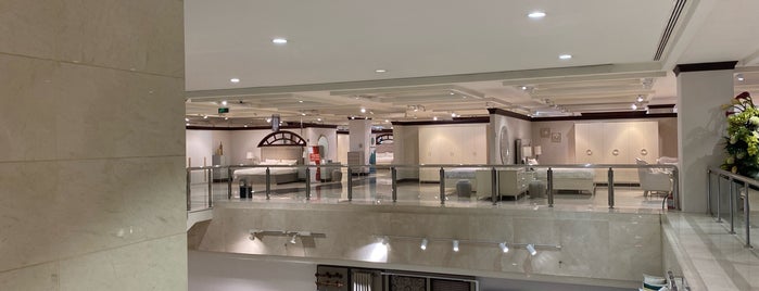 شركة المطلق للمفروشات is one of Furniture Jeddah.