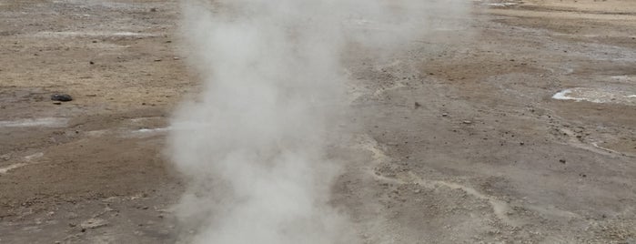 Tatio Geyser is one of Lieux qui ont plu à Castle.