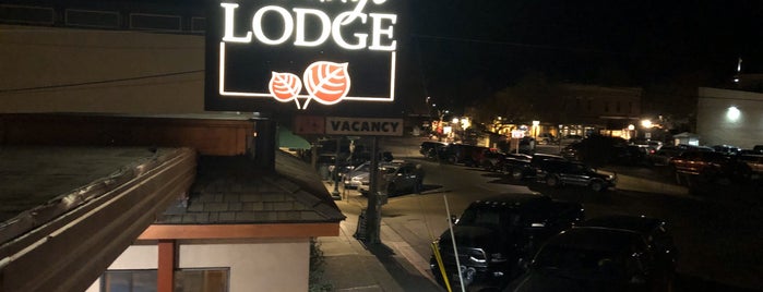 Durango Lodge is one of สถานที่ที่ John ถูกใจ.