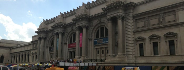 Метрополитен-музей is one of NY.