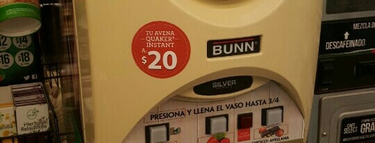 7- Eleven is one of Luis : понравившиеся места.