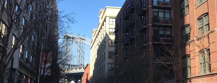 Bow Bridge is one of Lugares favoritos de Cecilia.