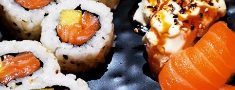 Jamakii Sushi & Grill is one of Ragnar'ın Beğendiği Mekanlar.