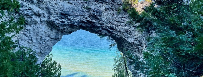 Arch Rock is one of Michigan To Do.