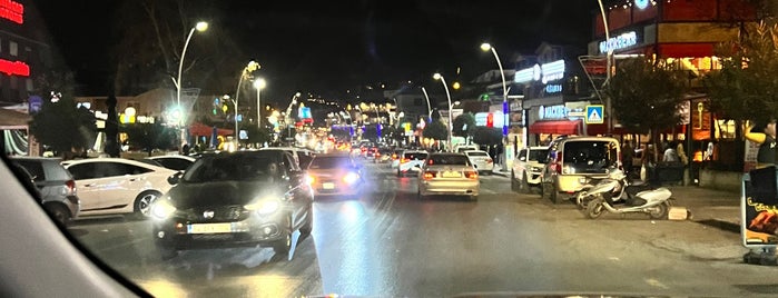 Bağlar Caddesi is one of xoxo.