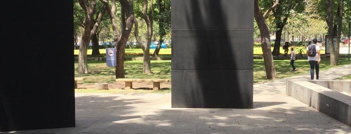 Plaza de los 50 Años is one of Ara.