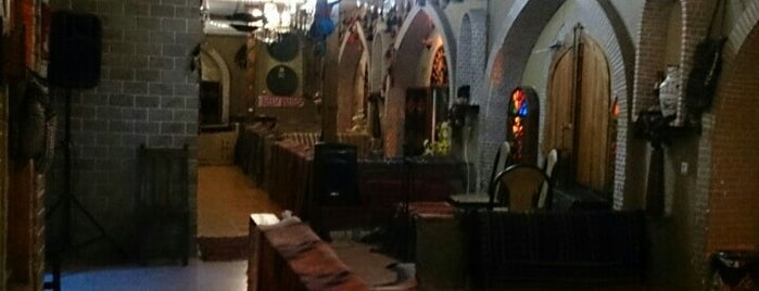 Setareh No Restaurant | رستوران ستاره نو is one of Orte, die Ramin gefallen.