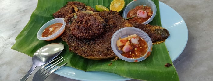 Mee Poh Ikan Bakar is one of Ipoh food.