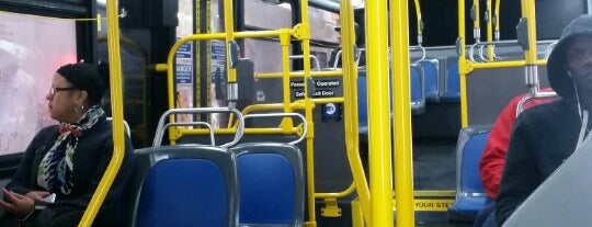 MTA Bx15 Bus is one of Club life out.