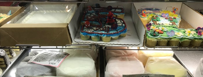 Bergers Cakes & Cookies is one of Go - Baltimore - charm?.