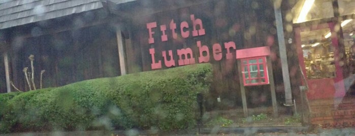 Fitch Lumber & Hardware is one of Lieux qui ont plu à Glenn.