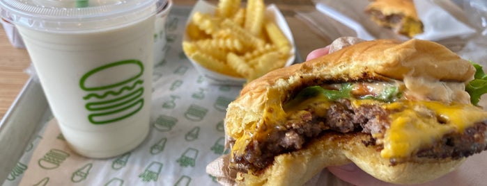 Shake Shack is one of Ft Lauderdale - Sep 2021.