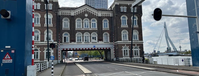 Binnenhavenbrug is one of Rotterdam: Dit is Zuid! 🇳🇬.