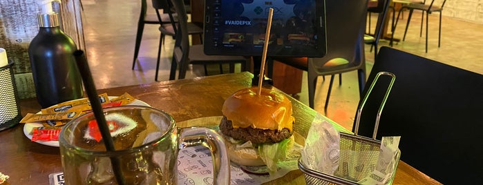Hero's Burger is one of CCXP 2019.