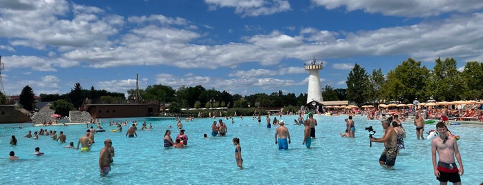 Hajdúszoboszlói Strandfürdő is one of Hajduszoboszlo.