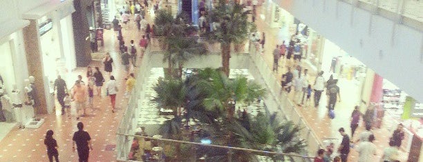 Jurong Point is one of Che’s Liked Places.