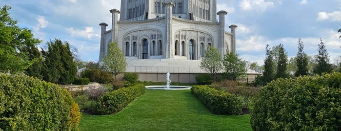 Bahá'í House of Worship is one of Chicago, EUA.