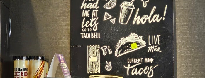 Taco Bell Cantina is one of Chi - Restaurants 5.