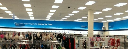 Ross Dress for Less is one of Arthur : понравившиеся места.