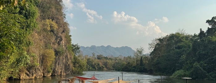 Hintok River Camp @ Kanchanaburi is one of Тайланд.