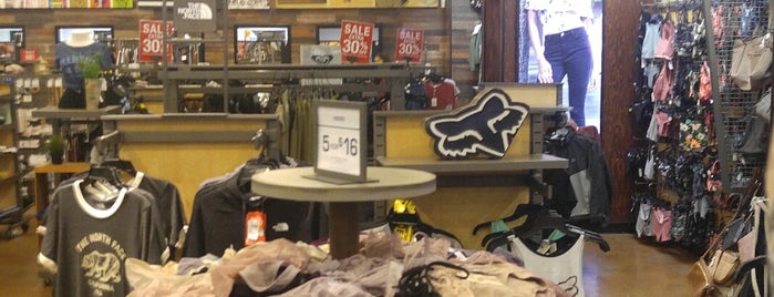 Tilly's is one of Freaker USA Stores Pacific Coast.