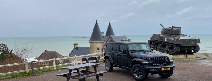 Arromanches 360 is one of Viaje Francia 2019.