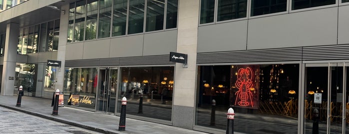 Burger & Lobster is one of London restaurants.