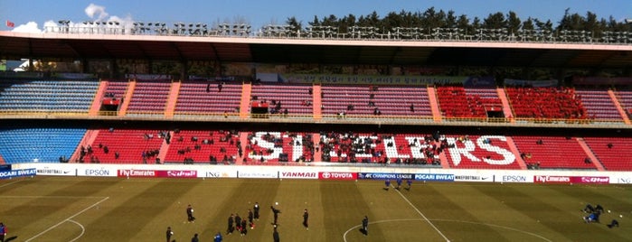 Pohang Steelyard is one of Top picks for K LEAGUE fans.