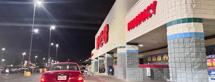H-E-B is one of Top 10 favorites places in Laredo, TX.