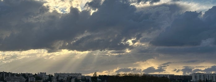 Hippodrome ParisLongchamp is one of Auteuil Neuilly Passy.